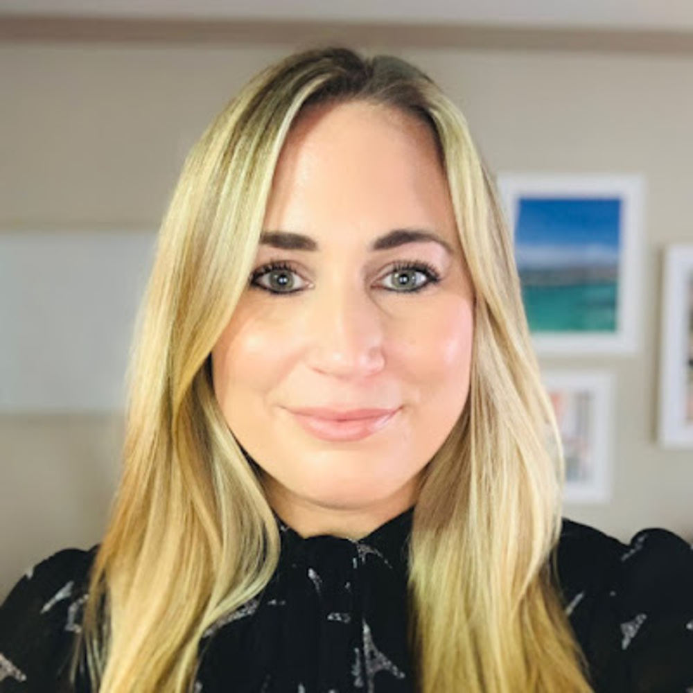 Meet your Posher, Christina